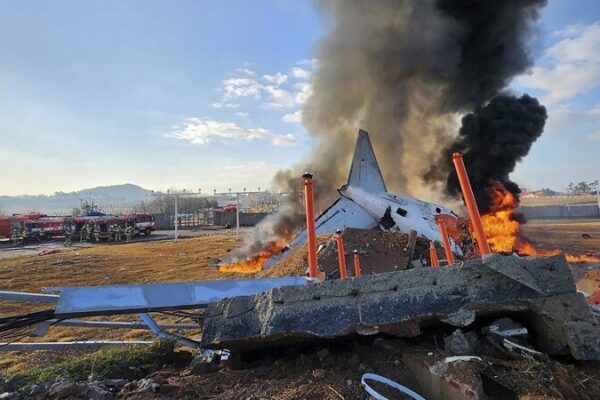 South Korea Grieves as Jeju Air Crash Death Toll Hits 151 South_Korea_Grieves_as_Jeju_Air_Crash_Death_Toll_Hits_151