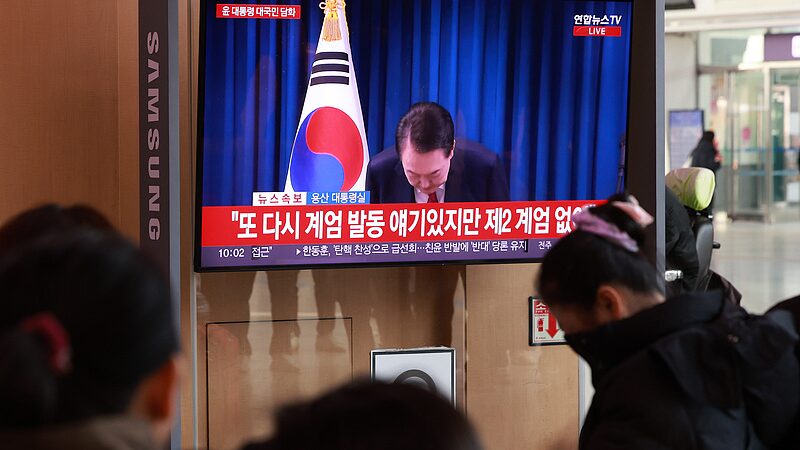 South_Korea_s_President_Yoon_Apologizes_as_Impeachment_Vote_Nears___ - News for amigos, by amigos South_Korea_s_President_Yoon_Apologizes_as_Impeachment_Vote_Nears___