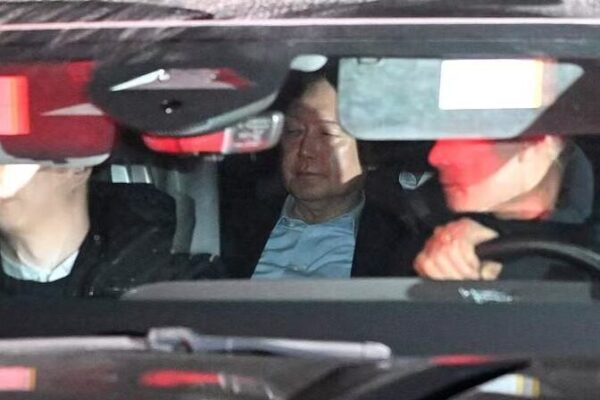 South Korea’s President Yoon Detained in Major Anti-Corruption Bust 🚨 South_Korea_s_President_Yoon_Detained_in_Major_Anti_Corruption_Bust__ video poster