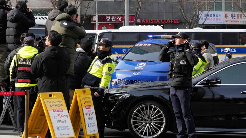 South_Korean_Court_Extends_Detention_of_Impeached_President_Yoon_Amid_Protests