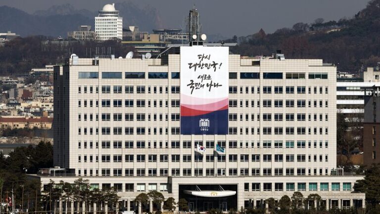 South_Korean_Police_Raid_Presidential_Office_Over_Martial_Law_Declaration__ video poster