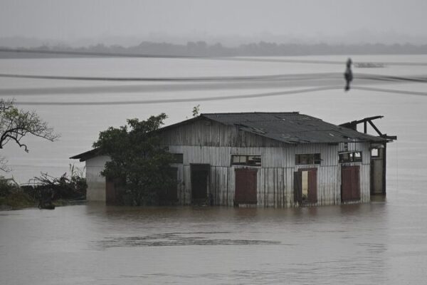 Southern Brazil’s Rising Waters: Communities Consider Moving Amid Historic Flooding Southern_Brazil_s_Rising_Waters__Communities_Consider_Moving_Amid_Historic_Flooding