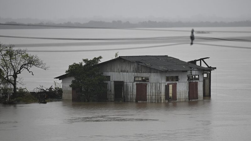 Southern_Brazil_s_Rising_Waters__Communities_Consider_Moving_Amid_Historic_Flooding - News for amigos, by amigos Southern_Brazil_s_Rising_Waters__Communities_Consider_Moving_Amid_Historic_Flooding