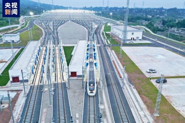 Southwest China’s Biggest Train Maintenance Hub Powers Up! 🔧🚄 Southwest_China_s_Biggest_Train_Maintenance_Hub_Powers_Up____