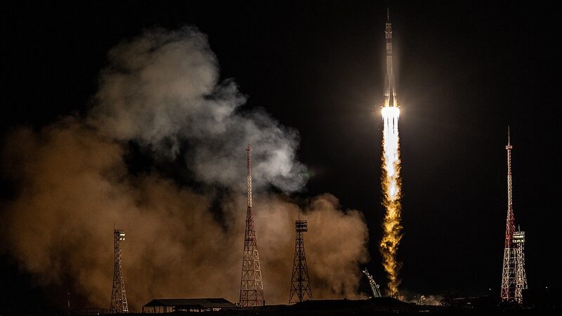 Soyuz_MS_26_Rockets_Two_Russians_and_an_American_to_the_ISS_in_Record_Time__
