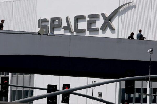 🚀 SpaceX Eyes Starship Splashdowns Near Australia as Ties Grow 🌏 __SpaceX_Eyes_Starship_Splashdowns_Near_Australia_as_Ties_Grow__
