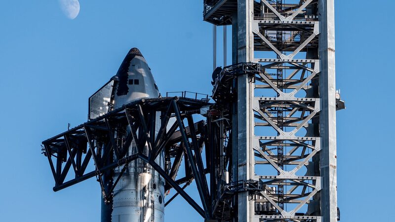 SpaceX_Fires_Up_Super_Heavy_Booster_for_7th_Starship_Launch__ - News for amigos, by amigos SpaceX_Fires_Up_Super_Heavy_Booster_for_7th_Starship_Launch__