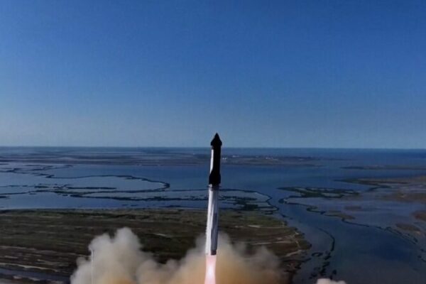 SpaceX Launches Starship Again but Skips Booster Catch Attempt 🚀 SpaceX_Launches_Starship_Again_but_Skips_Booster_Catch_Attempt__ video poster