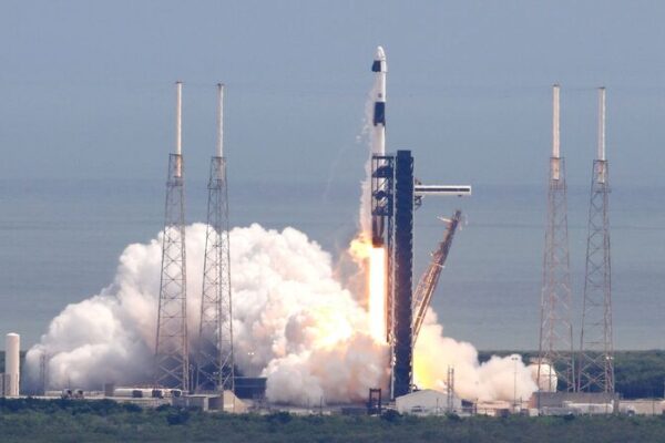 🚀 SpaceX’s Epic Mission: Bringing NASA’s Stranded Astronauts Home! __SpaceX_s_Epic_Mission__Bringing_NASA_s_Stranded_Astronauts_Home_