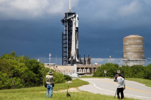 SpaceX’s First Private Spacewalk Delayed Due to Helium Leak 🚀 SpaceX_s_First_Private_Spacewalk_Delayed_Due_to_Helium_Leak__