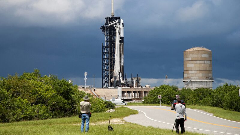 SpaceX_s_First_Private_Spacewalk_Delayed_Due_to_Helium_Leak__ - News for amigos, by amigos SpaceX_s_First_Private_Spacewalk_Delayed_Due_to_Helium_Leak__