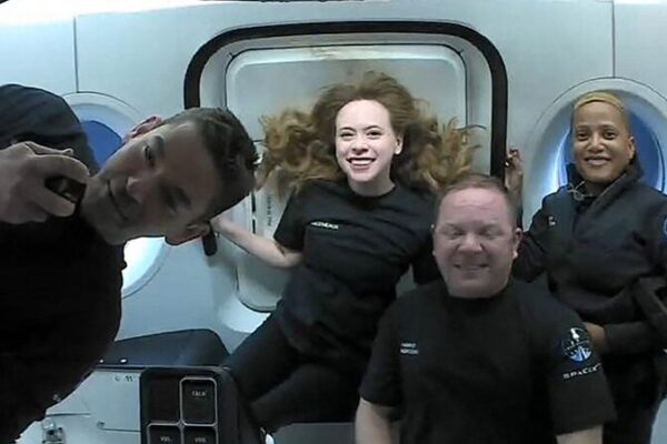 SpaceX’s Polaris Dawn: First All-Civilian Spacewalk Mission 🚀 SpaceX_s_Polaris_Dawn__First_All_Civilian_Spacewalk_Mission__