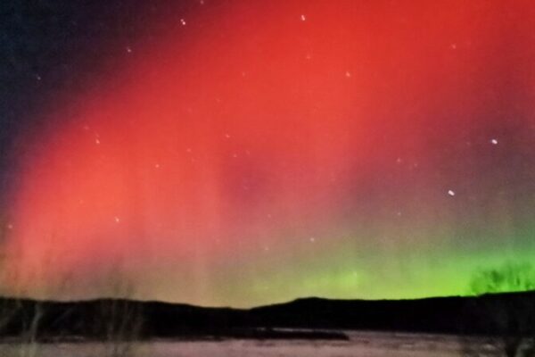 Spectacular Aurora Lights Up Northern China Skies 🌌 Spectacular_Aurora_Lights_Up_Northern_China_Skies__
