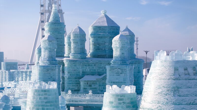 Step_into_a_Winter_Wonderland_at_Harbin_s_Ice_and_Snow_World_____ - News for amigos, by amigos Step_into_a_Winter_Wonderland_at_Harbin_s_Ice_and_Snow_World_____