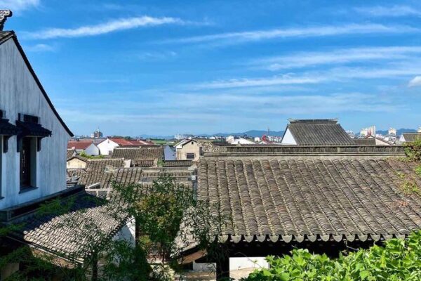 Stroll Through Gunan Street: Yixing’s Purple-Clay Pottery Paradise Stroll_Through_Gunan_Street__Yixing_s_Purple_Clay_Pottery_Paradise