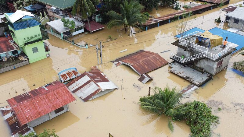 Super_Typhoon_Man_yi_Strikes_Philippines__At_Least_8_Dead_Amid_Floods_and_Landslides - News for amigos, by amigos Super_Typhoon_Man_yi_Strikes_Philippines__At_Least_8_Dead_Amid_Floods_and_Landslides