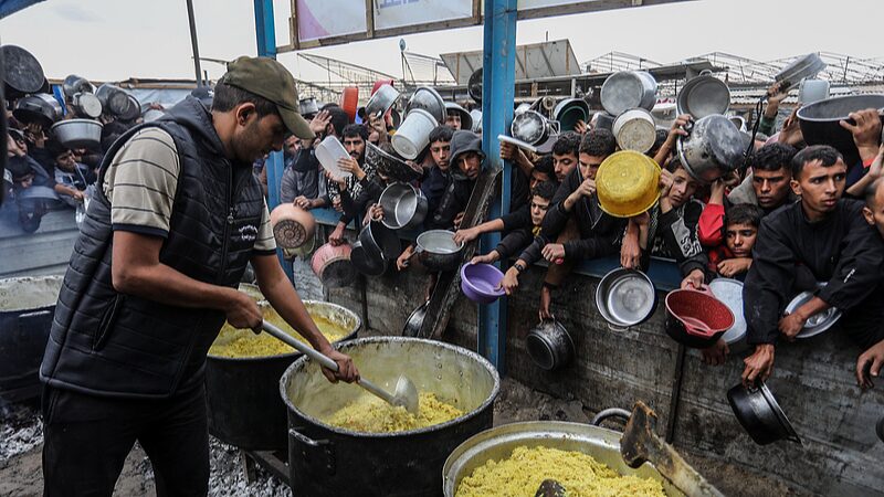 Survival_in_Gaza__Burning_Waste_for_Fuel_as_Crisis_Intensifies__ - News for amigos, by amigos Survival_in_Gaza__Burning_Waste_for_Fuel_as_Crisis_Intensifies__