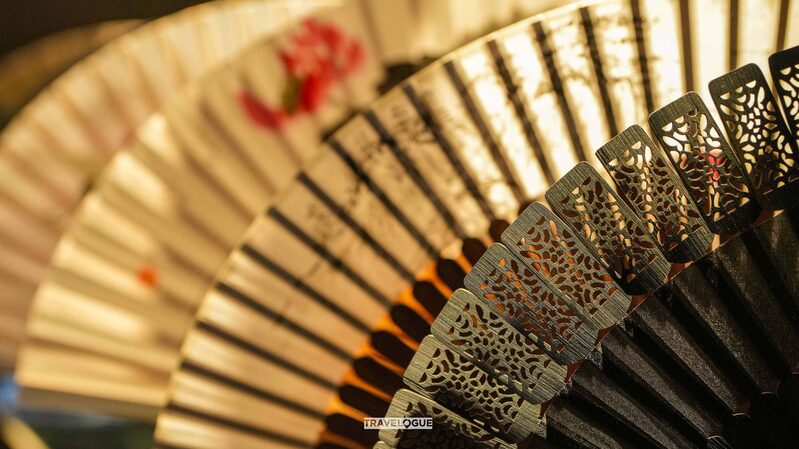 Suzhou_s_Exquisite_Fans__Elegance_in_Every_Fold - News for amigos, by amigos Suzhou_s_Exquisite_Fans__Elegance_in_Every_Fold
