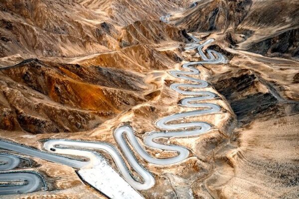 Take on Panlong Ancient Road: China’s Epic 600-Turn Mountain Drive! Take_on_Panlong_Ancient_Road__China_s_Epic_600_Turn_Mountain_Drive_