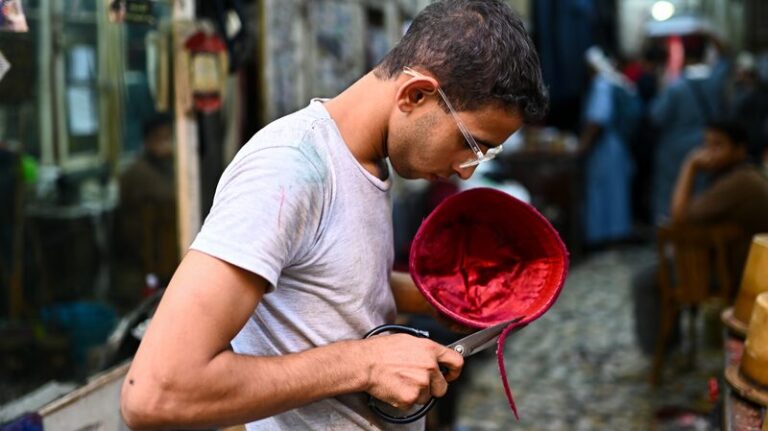 Tarboosh Tradition Thrives in Cairo: Ancient Craft Captivates New Generations Tarboosh_Tradition_Thrives_in_Cairo__Ancient_Craft_Captivates_New_Generations