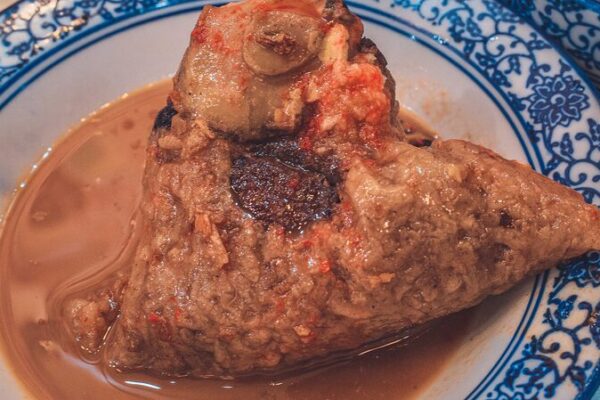Taste Quanzhou’s Treasures: From Roast Pork Zongzi to Shihuagao Taste_Quanzhou_s_Treasures__From_Roast_Pork_Zongzi_to_Shihuagao