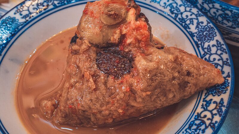 Taste_Quanzhou_s_Treasures__From_Roast_Pork_Zongzi_to_Shihuagao