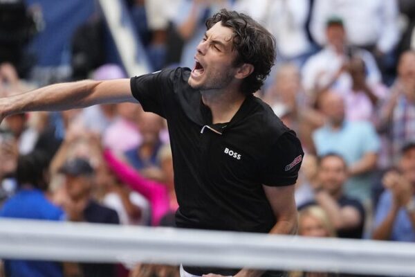 Taylor Fritz Shines: Reaches First U.S. Open Semifinal after Beating Zverev 🎾✨ Taylor_Fritz_Shines__Reaches_First_U_S__Open_Semifinal_after_Beating_Zverev___