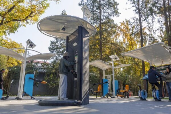 Tech Meets Fitness: Beijing’s Ritan Park Goes Smart 💡🏃♀️ Tech_Meets_Fitness__Beijing_s_Ritan_Park_Goes_Smart______