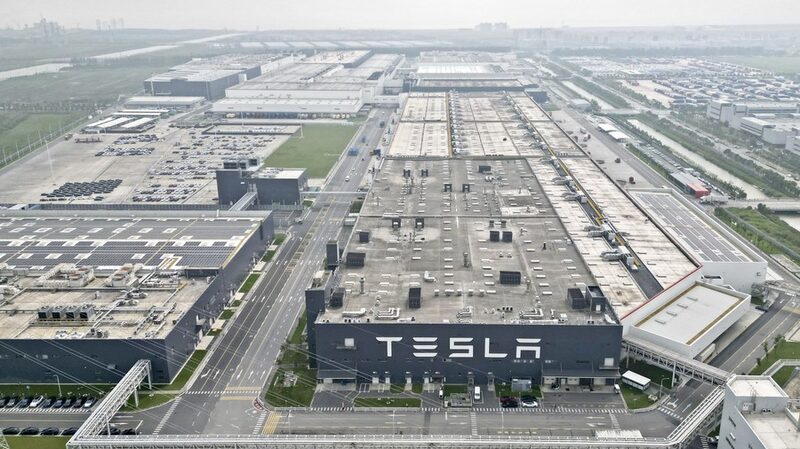 Tesla_s_New_Megafactory_in_Shanghai_Set_to_Energize_the_Future__ - News for amigos, by amigos Tesla_s_New_Megafactory_in_Shanghai_Set_to_Energize_the_Future__