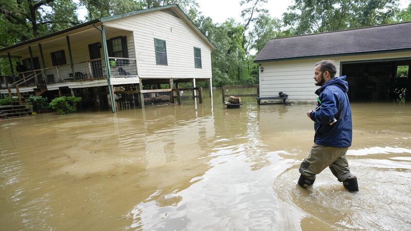 Texas_Floods_Turn_Deadly__Child_Lost__Hundreds_Rescued_Amid_Heavy_Storms - News for amigos, by amigos Texas_Floods_Turn_Deadly__Child_Lost__Hundreds_Rescued_Amid_Heavy_Storms