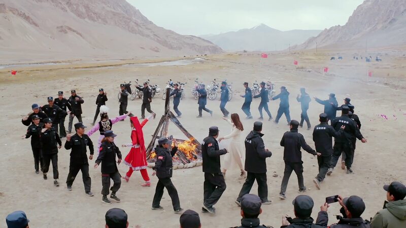 Three_Golden_Flowers_Light_Up_National_Day_with_Vibrant_Border_Dance_poster - News for amigos, by amigos Three_Golden_Flowers_Light_Up_National_Day_with_Vibrant_Border_Dance video poster