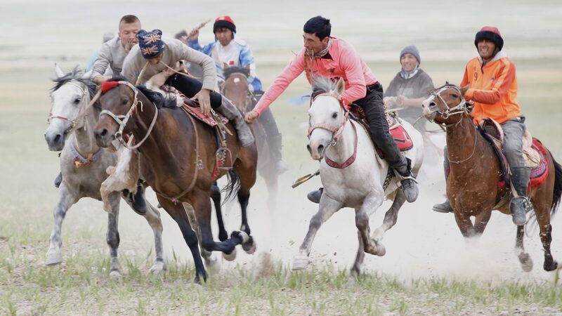 Thrilling_Goat_Pulling_Sport_Unites_Tajik_Youths_in_Xinjiang - News for amigos, by amigos Thrilling_Goat_Pulling_Sport_Unites_Tajik_Youths_in_Xinjiang