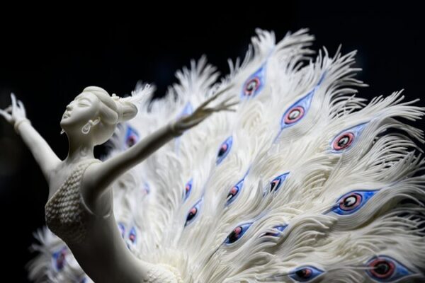 Timeless Elegance: Dehua Porcelain Shines in Beijing Exhibition Timeless_Elegance__Dehua_Porcelain_Shines_in_Beijing_Exhibition