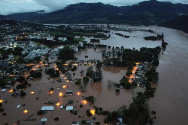 Torrential Rains in Southern Brazil Leave 29 Dead and Thousands Displaced 🌧️ Torrential_Rains_in_Southern_Brazil_Leave_29_Dead_and_Thousands_Displaced___