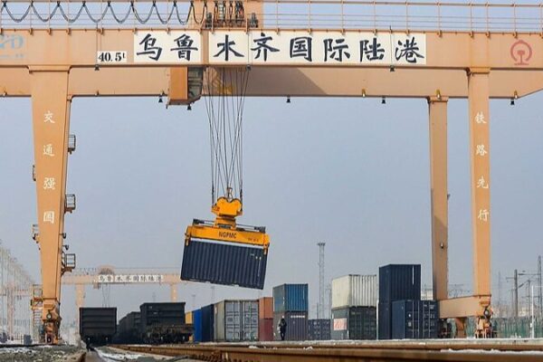 Trade Boom in Xinjiang: Ancient Silk Road Hub Sees 31% Growth! 🚀 Trade_Boom_in_Xinjiang__Ancient_Silk_Road_Hub_Sees_31__Growth___