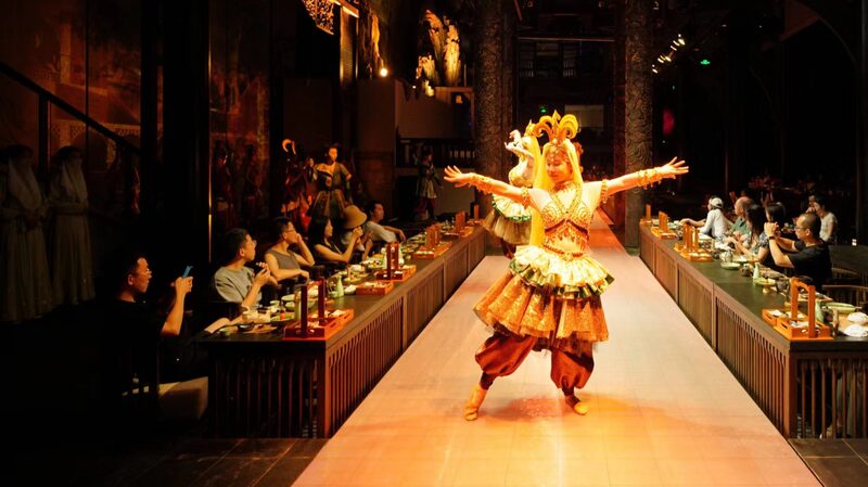 Traditional_Dances_and_Food_Mashup_Light_Up_China_s_Spring_Festival___poster - News for amigos, by amigos Traditional_Dances_and_Food_Mashup_Light_Up_China_s_Spring_Festival__ video poster