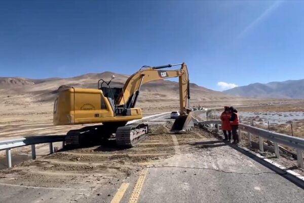 🚧 Traffic Update: Single-Lane Roads Restored in China’s Quake-Hit County __Traffic_Update__Single_Lane_Roads_Restored_in_China_s_Quake_Hit_County video poster