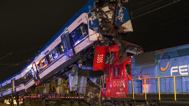 Tragic_Train_Collision_Near_Santiago_Leaves_Two_Dead_poster - News for amigos, by amigos __Tragic_Train_Collision_Near_Santiago_Leaves_Two_Dead video poster
