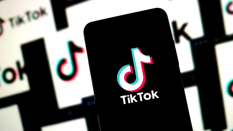 Trump_Delays_TikTok_Ban__What_s_Next_for_the_Popular_App___ - News for amigos, by amigos Trump_Delays_TikTok_Ban__What_s_Next_for_the_Popular_App___