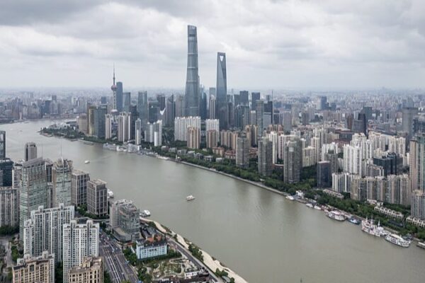 Typhoon Bebinca Slams Shanghai: Strongest in 70 Years 🌪️🌊 Typhoon_Bebinca_Slams_Shanghai__Strongest_in_70_Years____