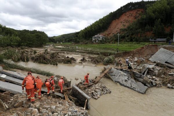 Typhoon_Gaemi_Strikes_Hunan__Millions_Affected_by_Heavy_Rainfall video poster