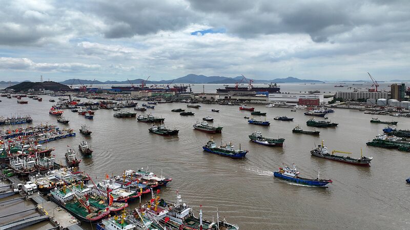 Typhoon_Saola_Approaches__Shenzhen_Delays_School_Start_as_Storms_Intensify_____poster - News for amigos, by amigos Typhoon_Saola_Approaches__Shenzhen_Delays_School_Start_as_Storms_Intensify____ video poster