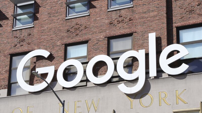 US_Considers_Breaking_Up_Google__Chrome_and_Android_in_the_Spotlight - News for amigos, by amigos US_Considers_Breaking_Up_Google__Chrome_and_Android_in_the_Spotlight