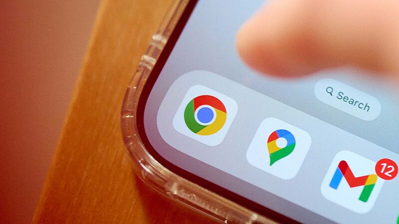 US_Government_Pushes_Google_to_Sell_Chrome_Browser_and_End_Search_Monopoly - News for amigos, by amigos US_Government_Pushes_Google_to_Sell_Chrome_Browser_and_End_Search_Monopoly