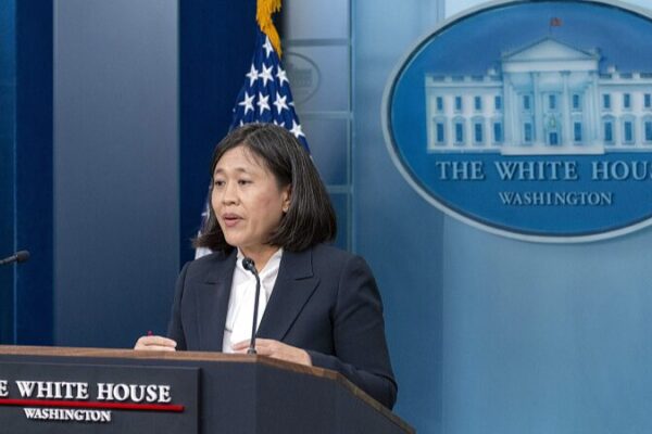 U_S__Economists_Warn__New_Tariffs_on_the_Chinese_Mainland_Could_Backfire__