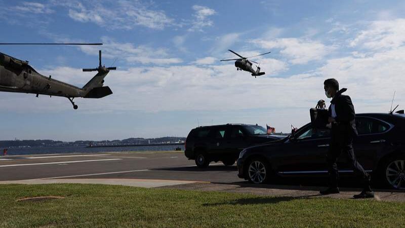 U_S__Helicopter_Makes_Emergency_Landing_in_Japanese_Rice_Field__ - News for amigos, by amigos U_S__Helicopter_Makes_Emergency_Landing_in_Japanese_Rice_Field__