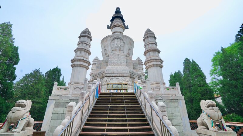 Unveiling_Beijing_s_Hidden_Gem__The_370_Year_Old_Xihuang_Temple_poster - News for amigos, by amigos Unveiling_Beijing_s_Hidden_Gem__The_370_Year_Old_Xihuang_Temple video poster