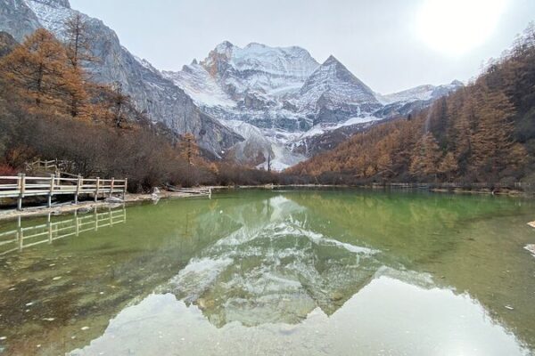 Unveiling Daocheng Yading: Sichuan’s Pristine Tibetan Wonderland Unveiling_Daocheng_Yading__Sichuan_s_Pristine_Tibetan_Wonderland