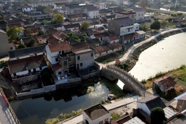 Unveiling Yudong: Legends and Traditions of a 1,300-Year-Old Chinese Town Unveiling_Yudong__Legends_and_Traditions_of_a_1_300_Year_Old_Chinese_Town video poster