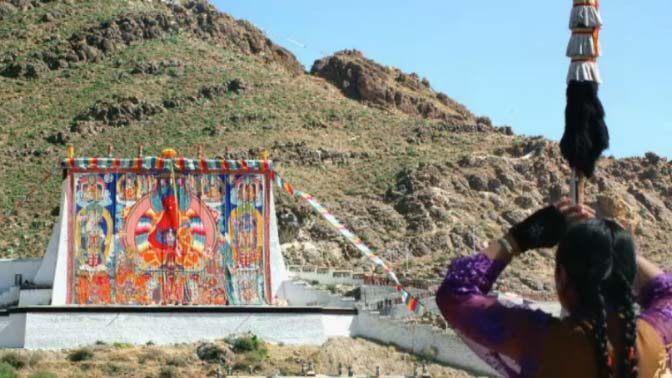 Unveiling_the_Great_Buddha__Tashi_Lhunpo_s_Spectacular_Festival___poster - News for amigos, by amigos Unveiling_the_Great_Buddha__Tashi_Lhunpo_s_Spectacular_Festival__ video poster